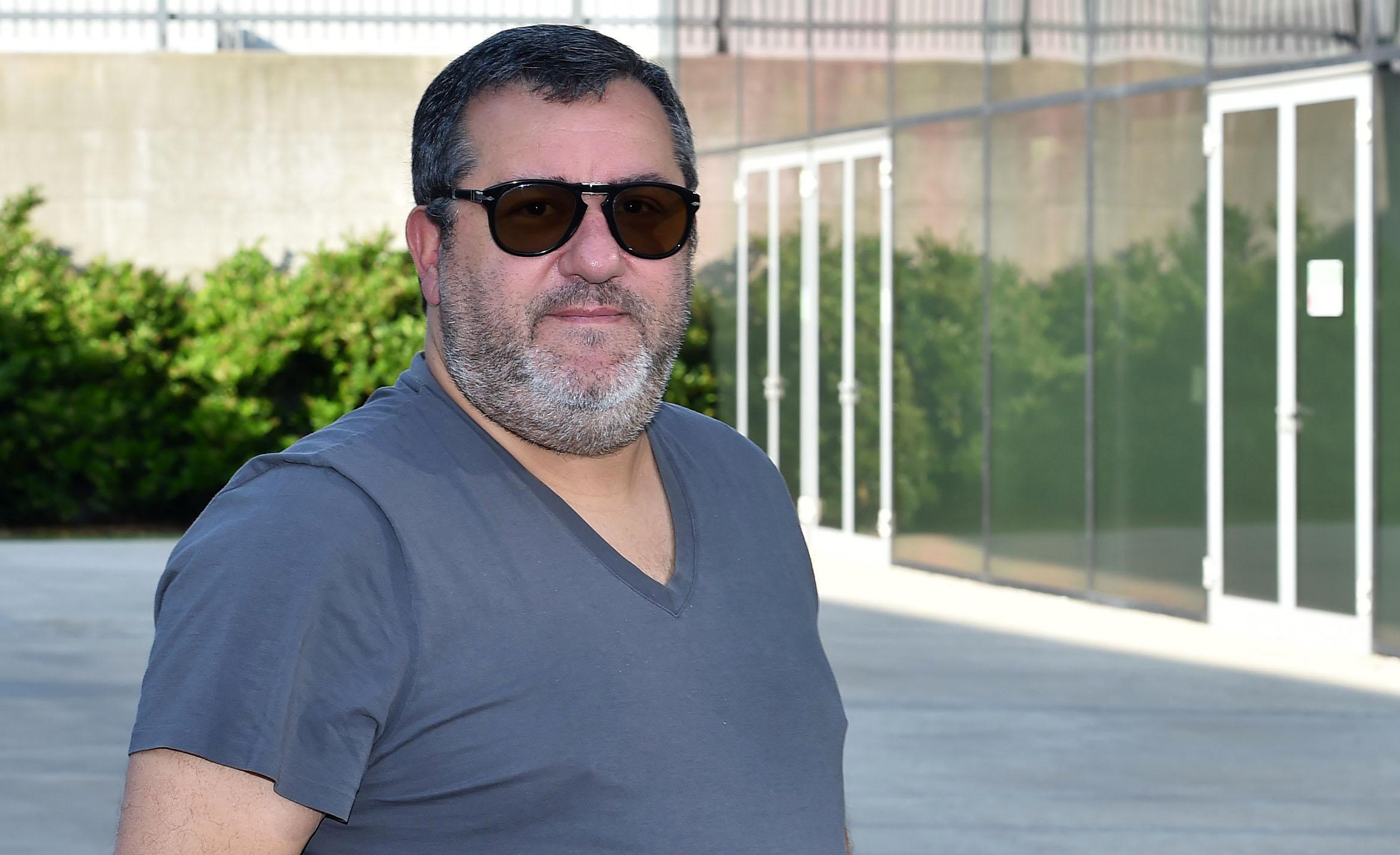La familia de Mino Raiola, reconocido agente de futbolistas, anuncia que falleció a los 54 años