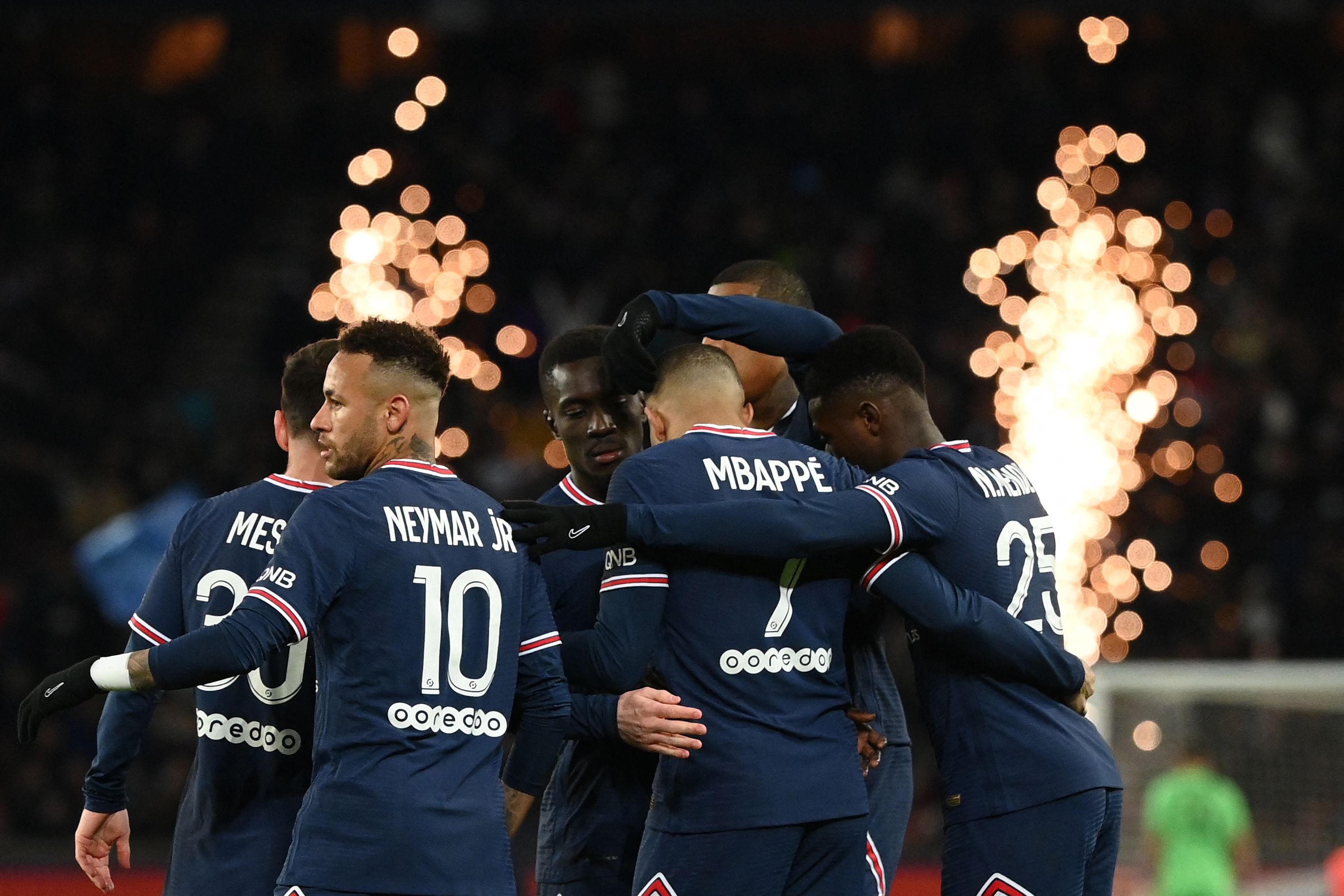 El tridente de lujo del PSG anotó en la victoria de su equipo. Foto Prensa Libre (AFP)