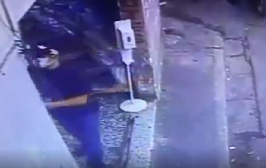 Video: El momento en que sujeto ingresa a un negocio y ataca a balazos a su víctima en Huehuetenango