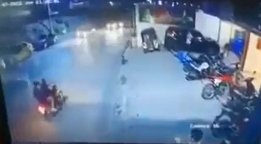 Video: Así fue el ataque armado contra un grupo de personas que estaba en un negocio en Sanarate
