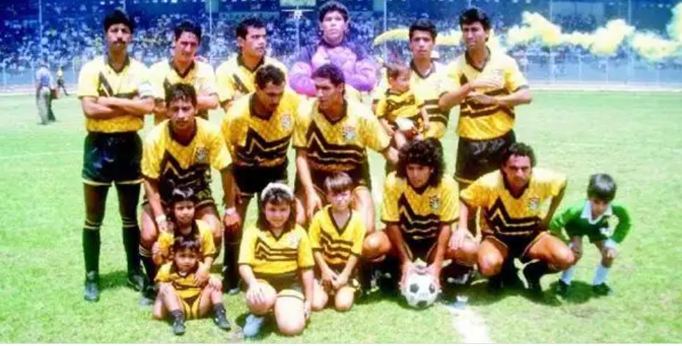 Aurora, uno de los equipos más laureados del futbol de Guatemala está de  aniversario