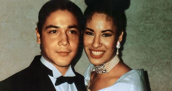 Chris Pérez, viudo de Selena Quintanilla, compartió una foto inédita con la  artista en el aniversario de su boda