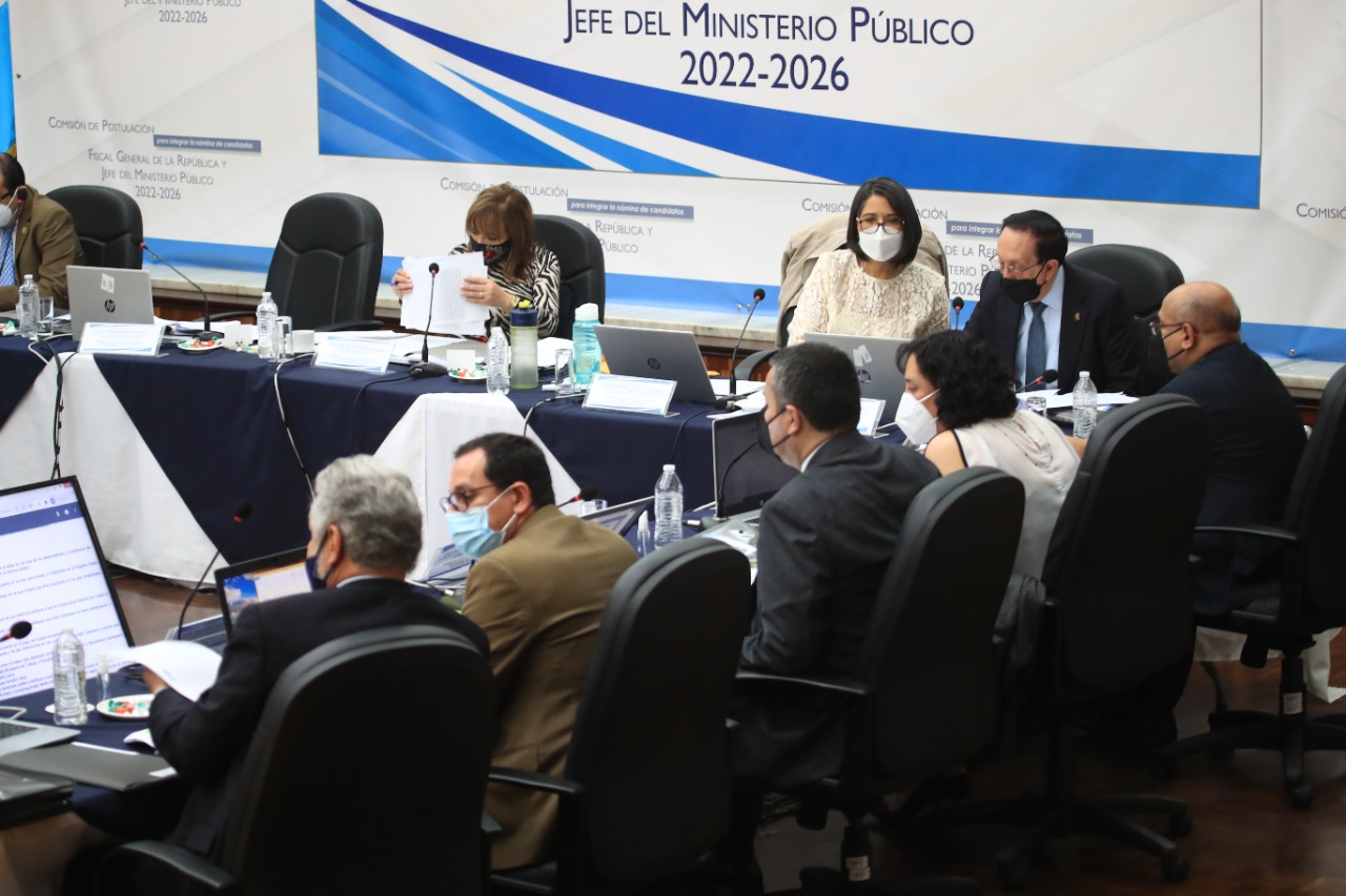 La Comisión de Postulación evaluará a los 15 aspirantes a partir de este lunes. (Foto: Prensa Libre Hemeroteca)
