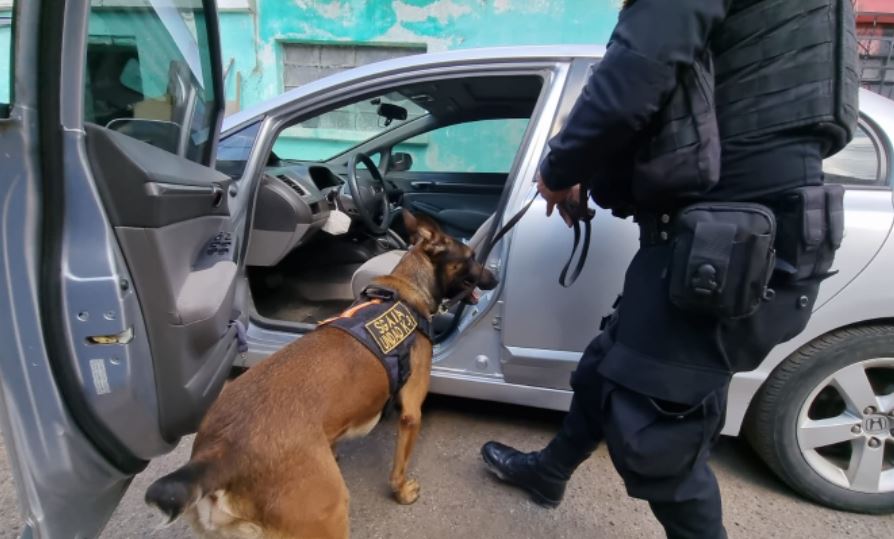 Decomiso de droga en San Ignacio, zona 7 de Mixco. 