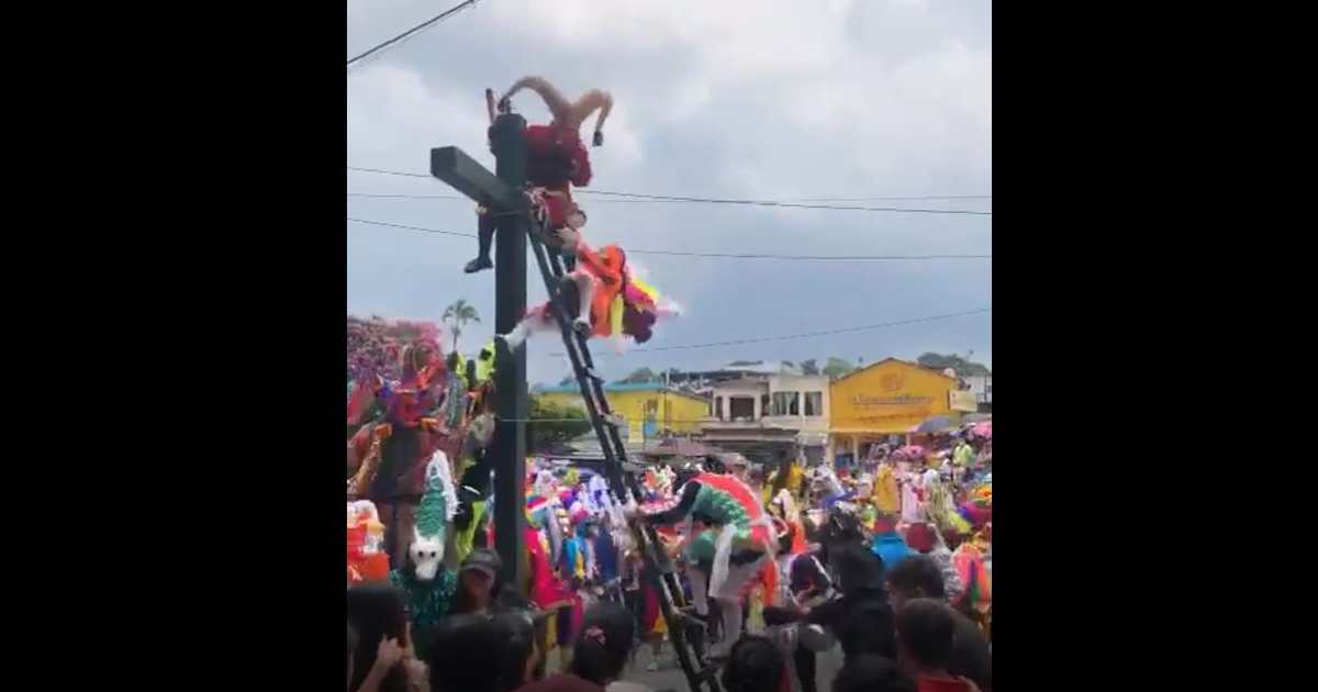 Video: “Tamborilero” se cae de la cruz durante representación de la Crucifixión de Jesús en Samayac