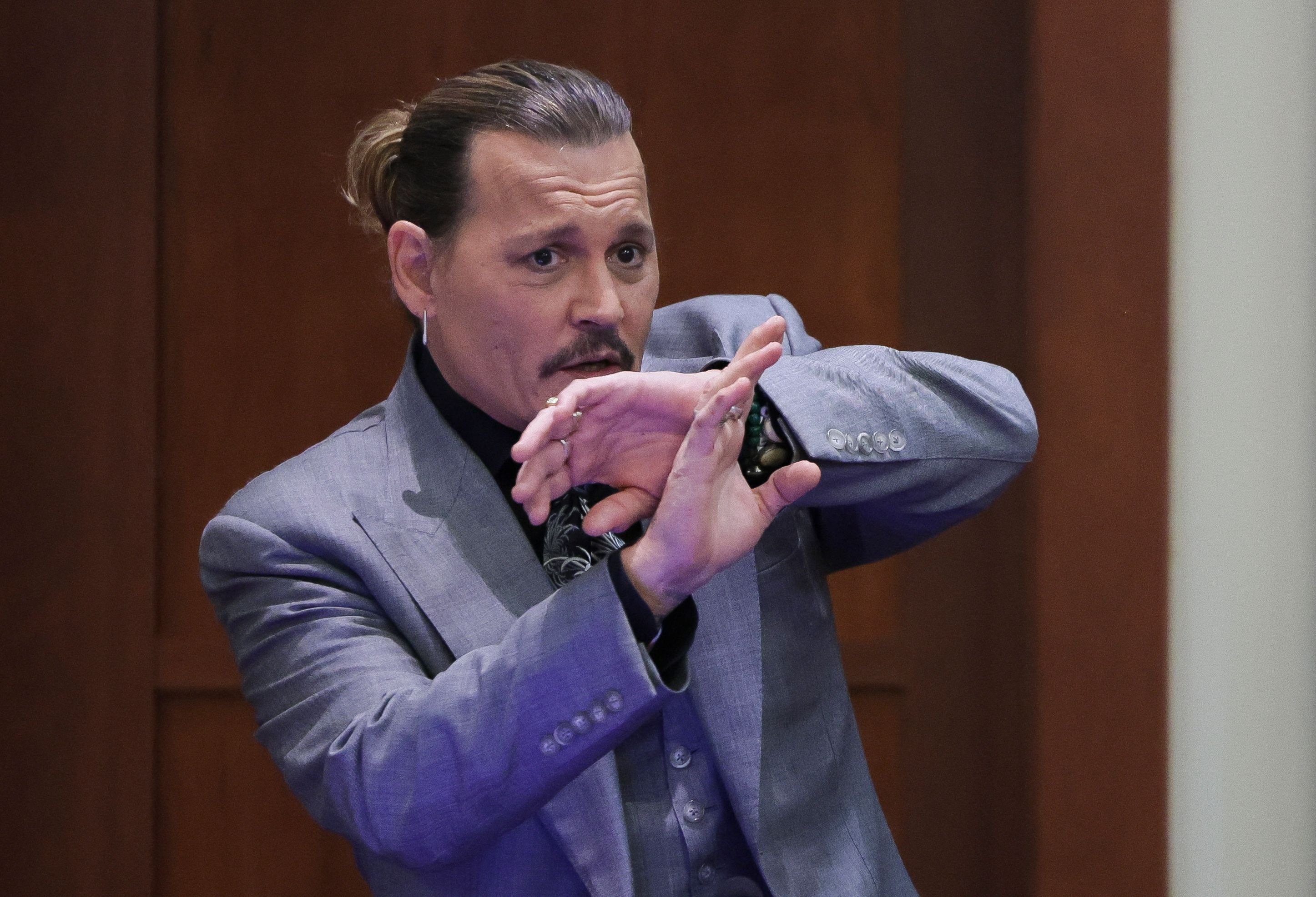 Fotografía de Johhny Depp en el juicio