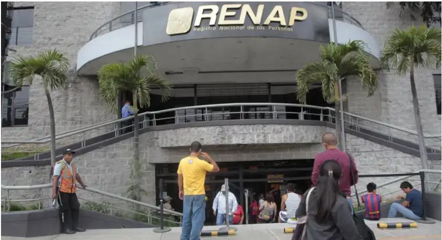 Varias sedes del Renap ampliarán su horario este miércoles. (Foto: Hemeroteca PL)