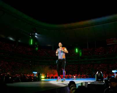 La despedida y el beso con el que Coldplay cautivó al público en México