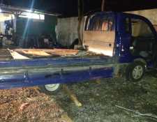 Camión que tenía ocultos 30 paquetes de cocaína. El vehículo había sido abandonado en un parqueo público en Coatepeque, Quetzaltenango. (Foto Prensa Libre: MP)