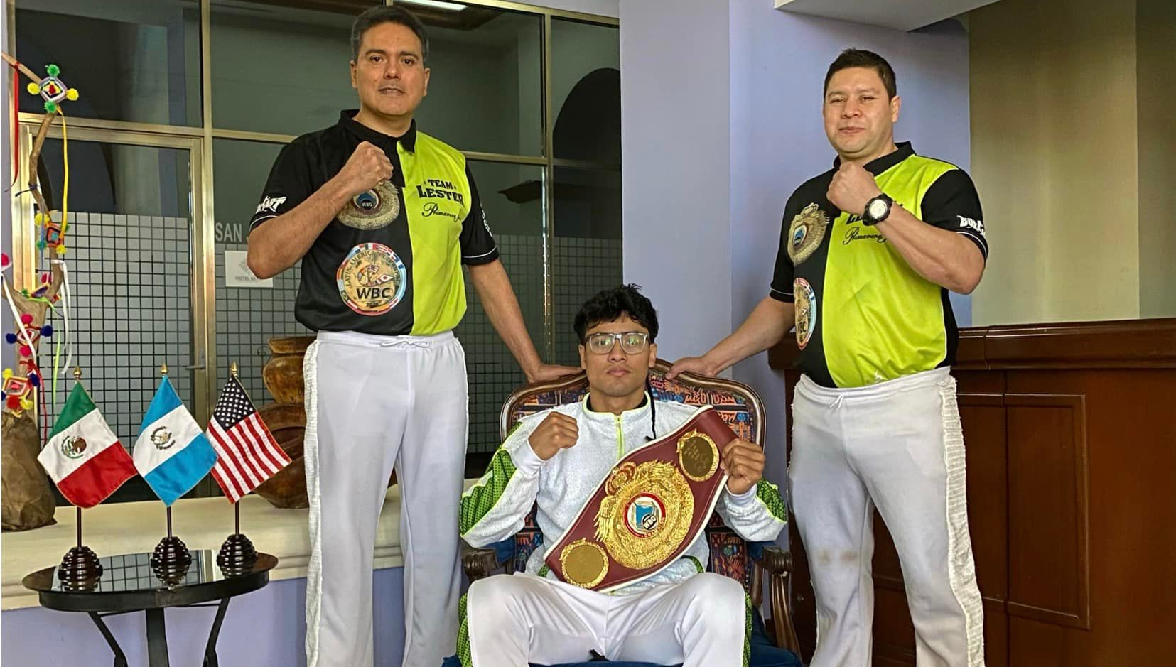 El petenero se mantiene invicto en sus 11 peleas profesionales. Foto Prensa Libre (CDA Escuela Profesional de Boxeo)