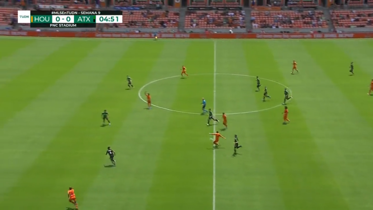 Video: El espectacular gol de medio campo del paraguayo Sebastián Ferreira en la MLS