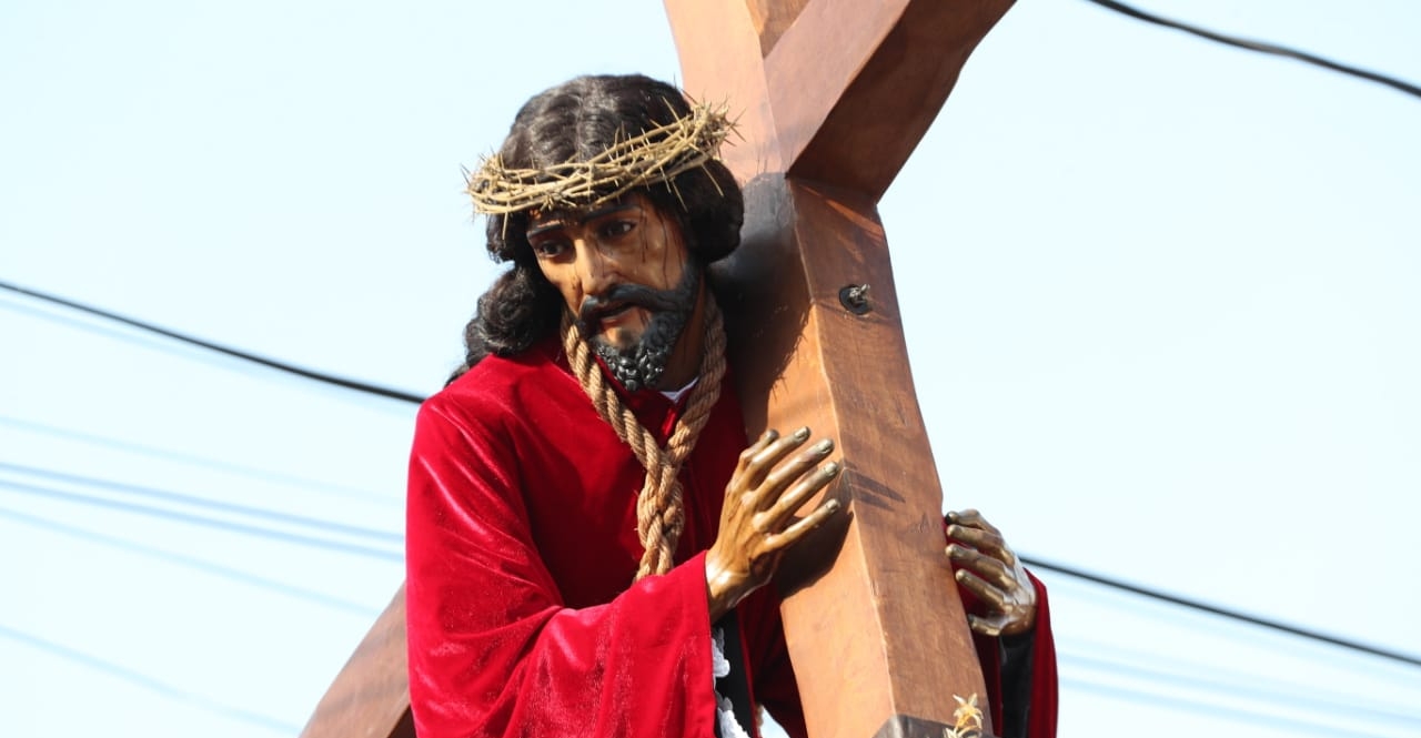 Fotogalería: El recorrido de Jesús de Nazareno y la Virgen de la Merced por las calles de Antigua Guatemala