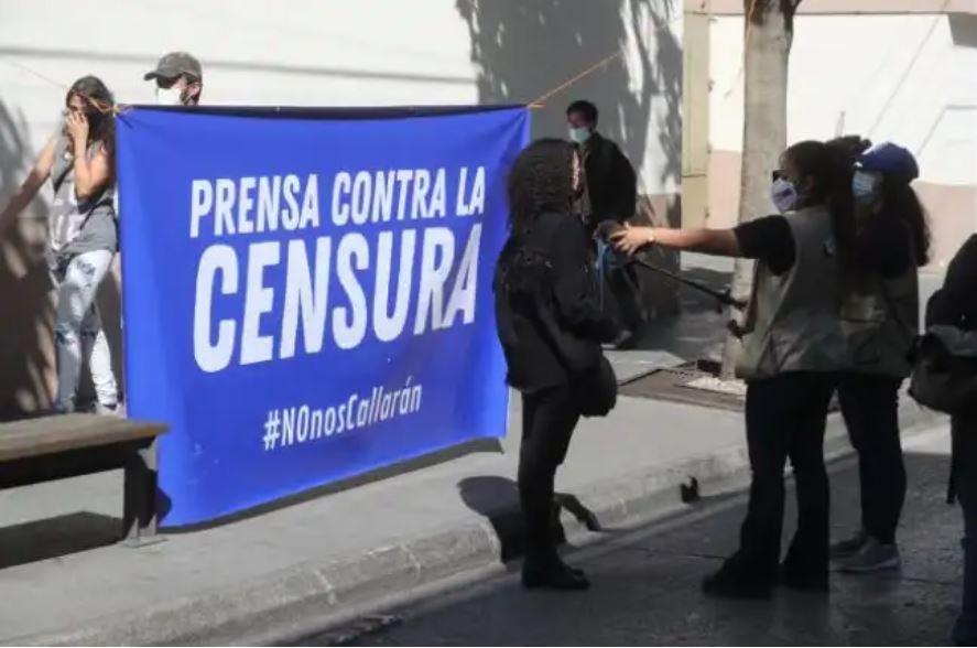 Periodistas manifestaron el pasado 30 de noviembre por los ataques contra la prensa en el país. (Foto Prensa Libre: Hemeroteca PL)