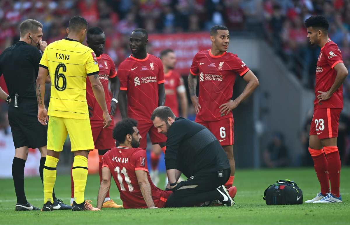 Se encienden las alarmas en Liverpool: Salah se lesiona a 14 días de la final ante el Real Madrid