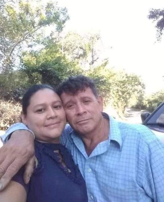 Rolando Regalado y su esposa Karla Cazún, fueron hallados muertos junto con sus dos hijos en un inmueble en Melchor de Mencos, Petén. Todos tenían señales de violencia y estaban enterrados. Foto redes sociales. 