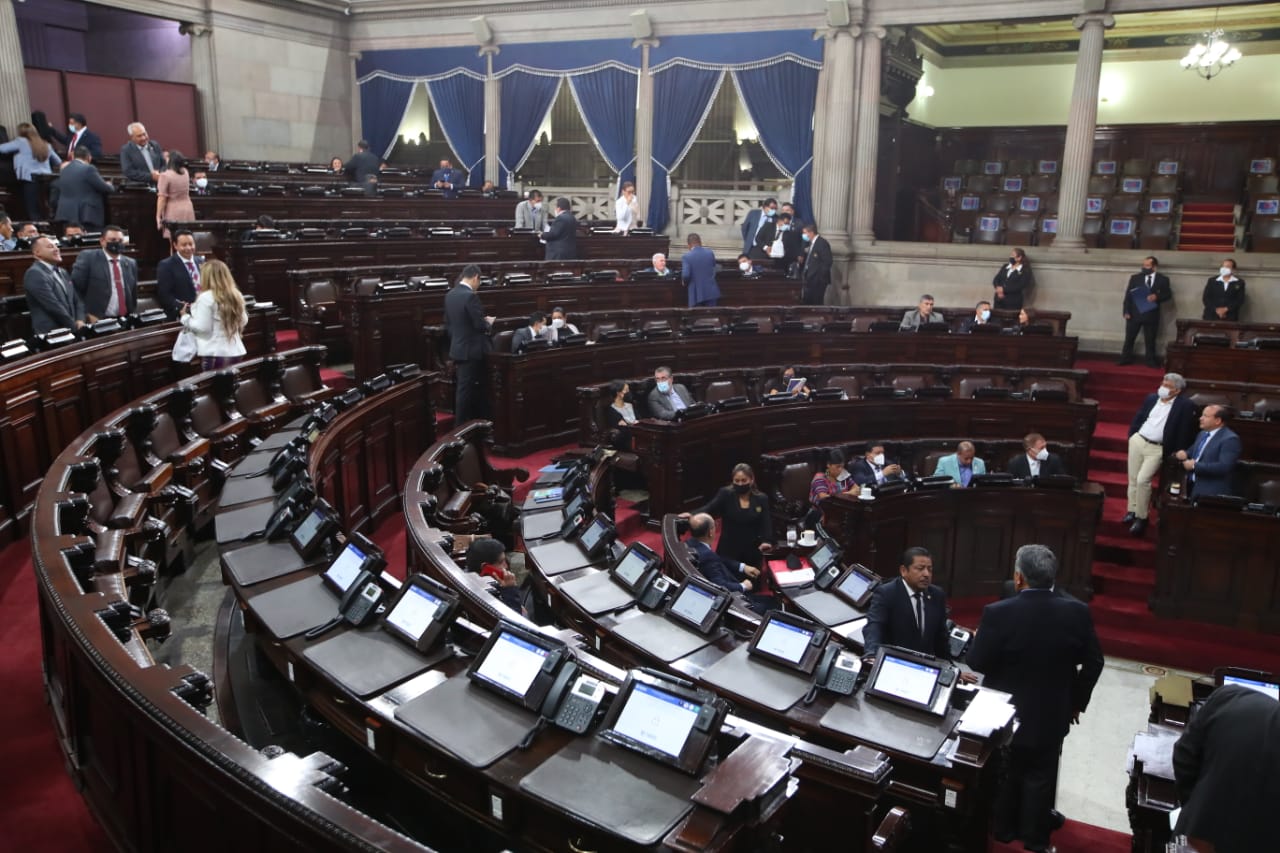 Diputados aprueban un préstamo de US$500 millones. (Foto Prensa Libre: Carlos Hernández)