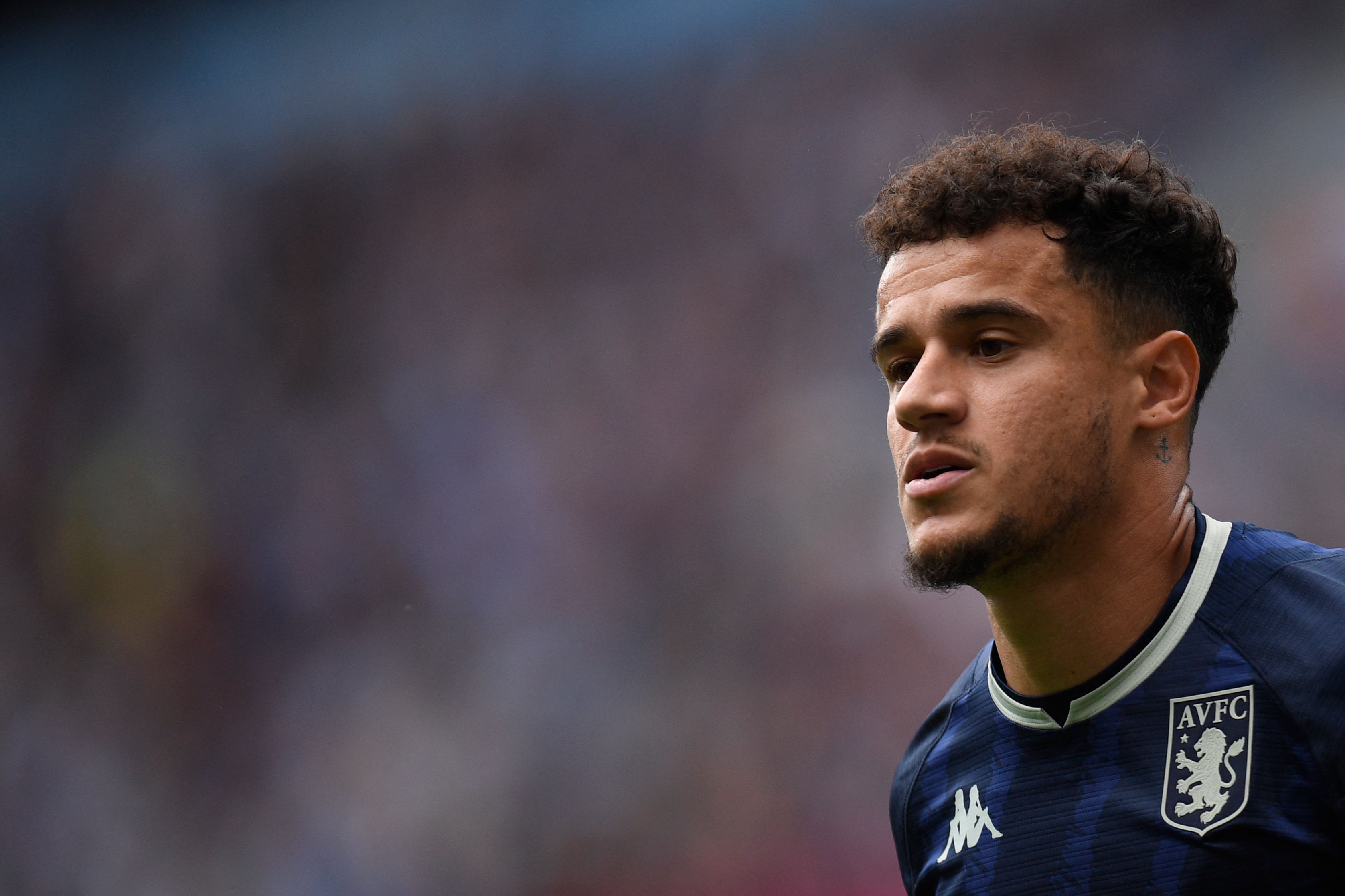 Lejos quedó el Coutinho que deslumbró al mundo del futbol hace unos años, pero el brasileño quiere resurgir en el Aston Villa. (Foto Prensa Libre: AFP)