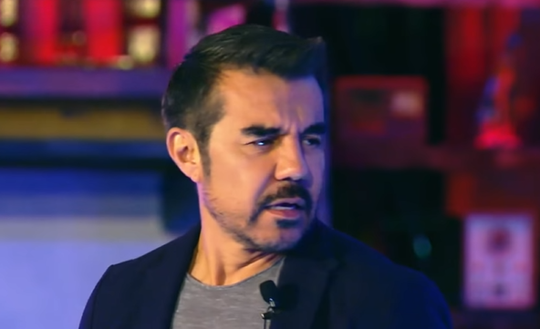 Foto de Adrián Uribe