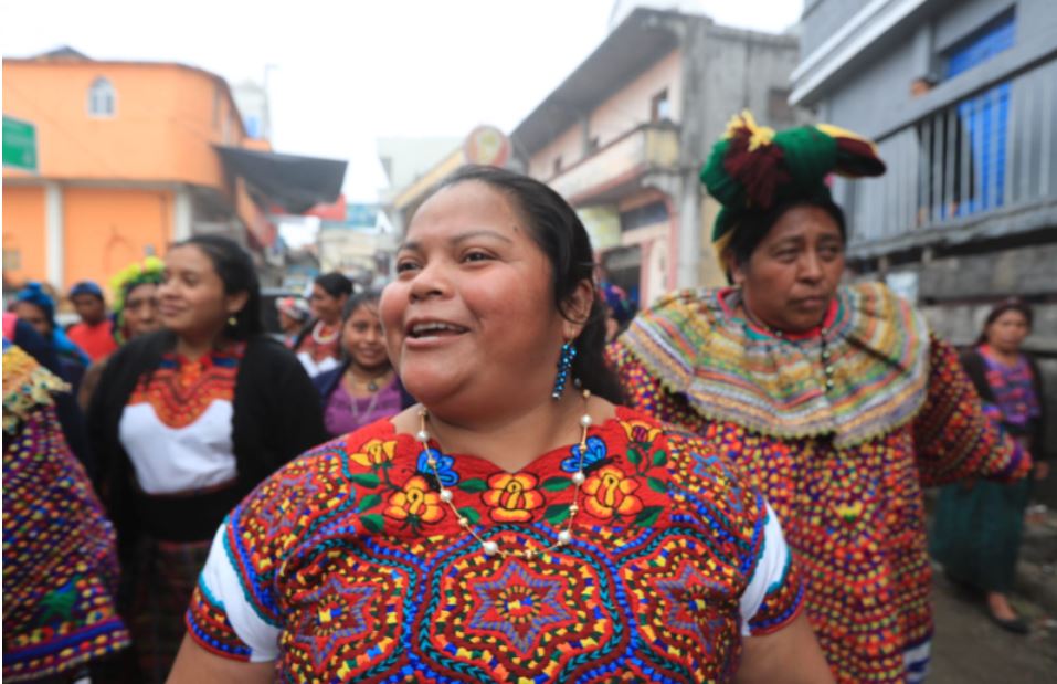 Llegada de Juana Alonzo a su natal San Mateo Ixtatán. (Foto Prensa Libre: Elmer Vargas)