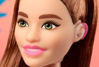 Barbie: Mattel anuncia un nuevo modelo de muñeca con un implante coclear y un Ken con vitiligo
