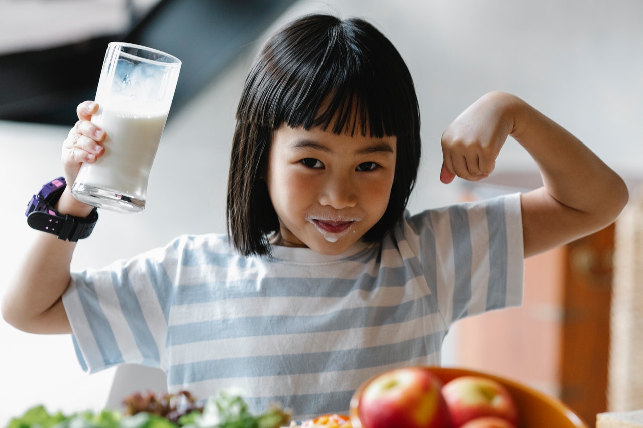 Beneficio de la leche de vaca en niños 1