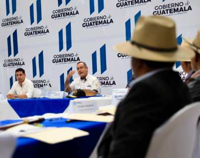 El presidente Alejandro Giammattei se reunió en Quetzaltenango con autoridades indígenas del Valle del Palajunoj. (Foto Prensa Libre: Tomada de @DrGiammattei)