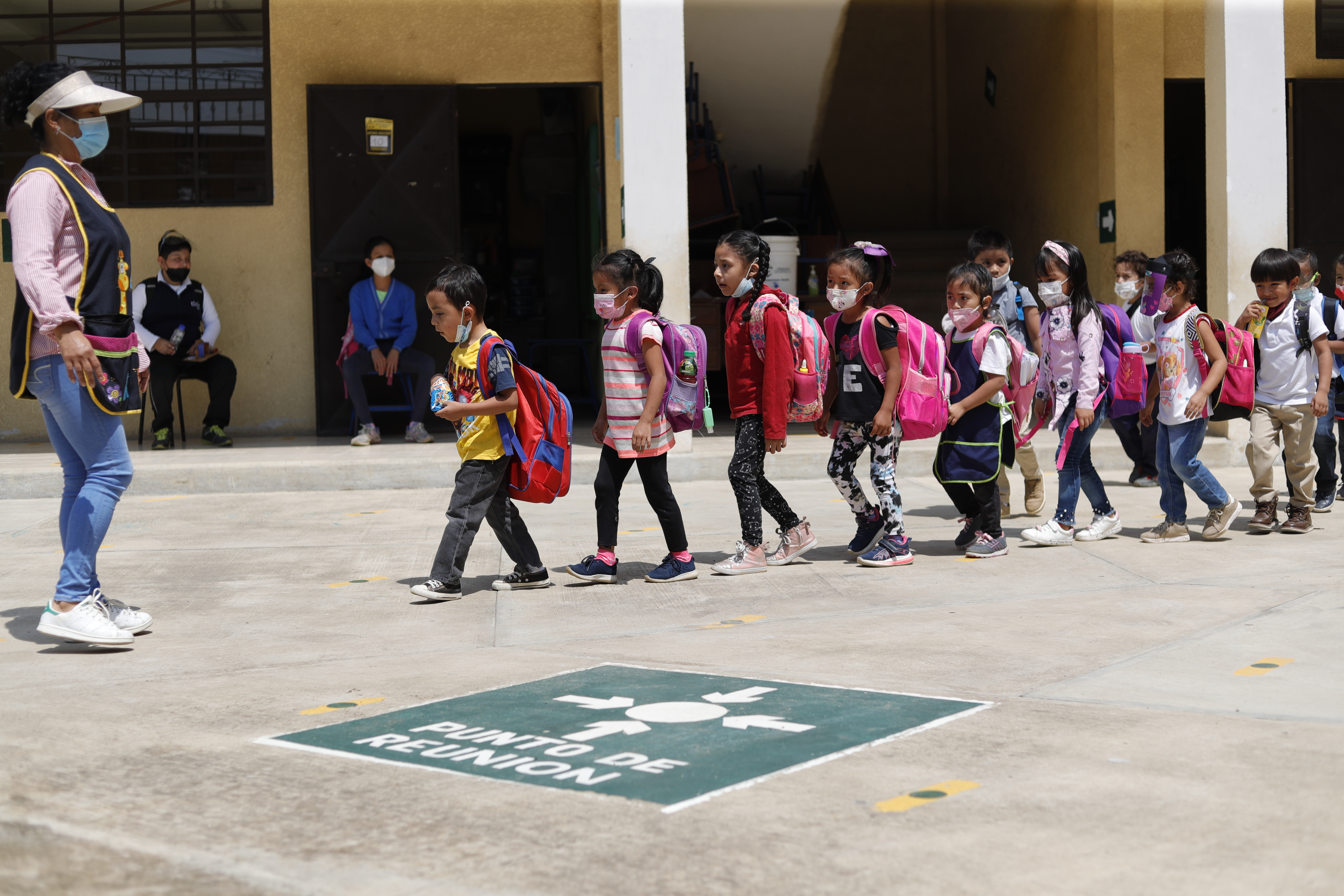 A partir del 2023, las clases serán 100 por ciento presenciales, informaron este jueves 17 de noviembre las autoridades del Ministerio de Educación. (Foto: Hemeroteca PL)