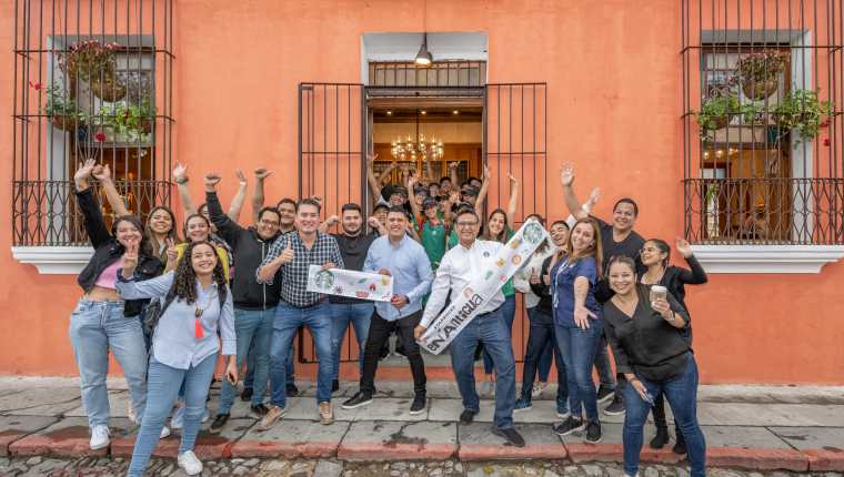 Starbucks abre la primera tienda en Antigua Guatemala y la un mil 500 en la región. Foto Prensa Libre: Cortesía.