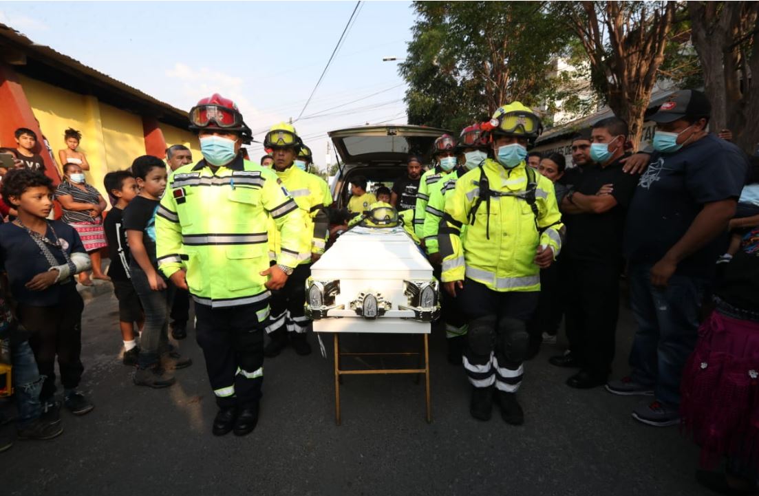 Despiden a segundo comandante de estación bomberil de Ciudad Peronia que murió en ataque armado
