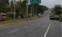 El gobierno incluyó dentro de las medidas del Plan Nacional de Emergencia, Q3 mil 200 millones para carreteras aprobados por la Ley de Infraestructura. (Foto, Prensa Libre: Hemeroteca PL).