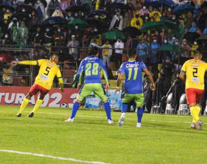Primera División: Marquense y Mixco empatan 2-2 y definirán el ascenso en el Estadio Santo Domingo