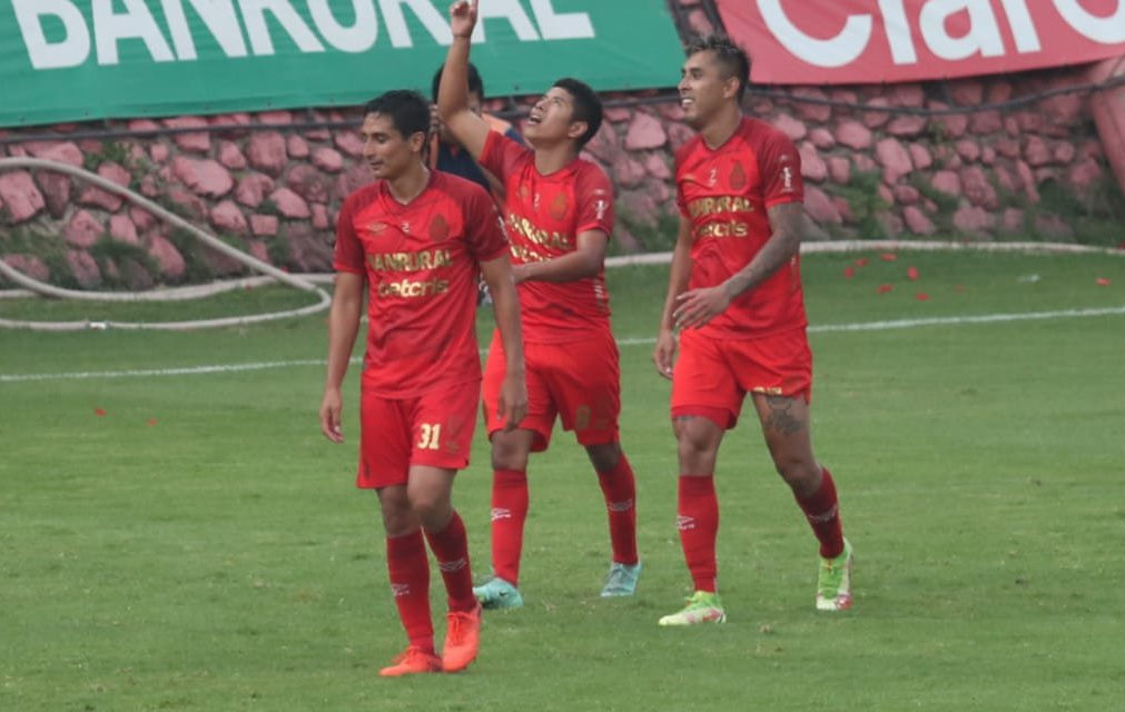 Municipal derrotó a Achuapa con un global de 2-0 y clasificó a la semifinal. Foto Prensa Libre (Erick Ávila)