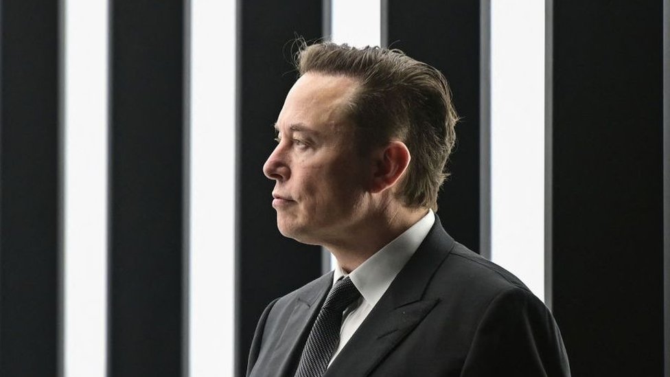 “Si no apareces en la oficina, asumiremos que has renunciado”: Elon Musk declara el fin del trabajo remoto en Tesla