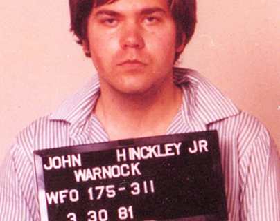 Por qué liberaron a John Hinckley Jr., el hombre que intentó asesinar al expresidente de EE.UU. Ronald Reagan
