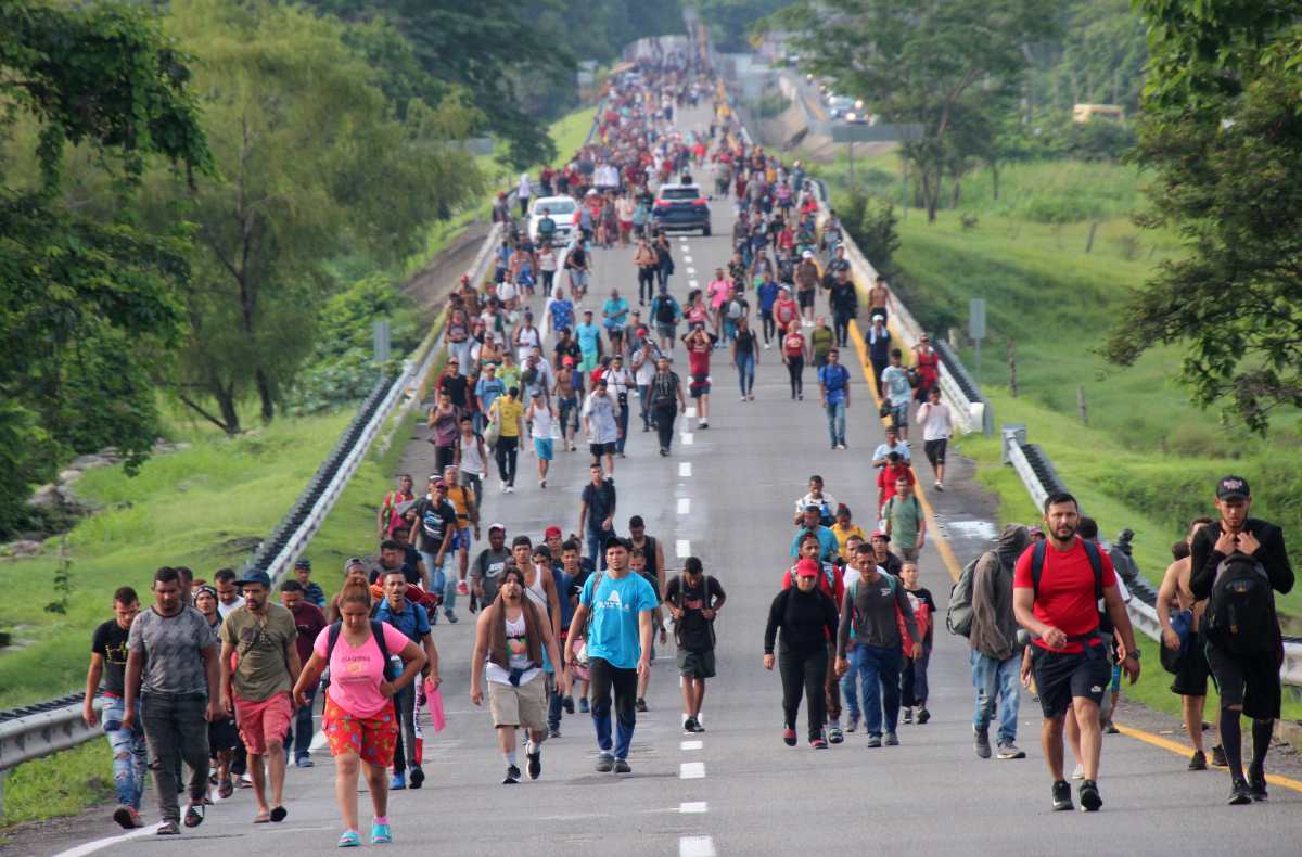 “Estamos contentos”: Migrantes viven con esperanza y alegría la eliminación de “Quédate en México”