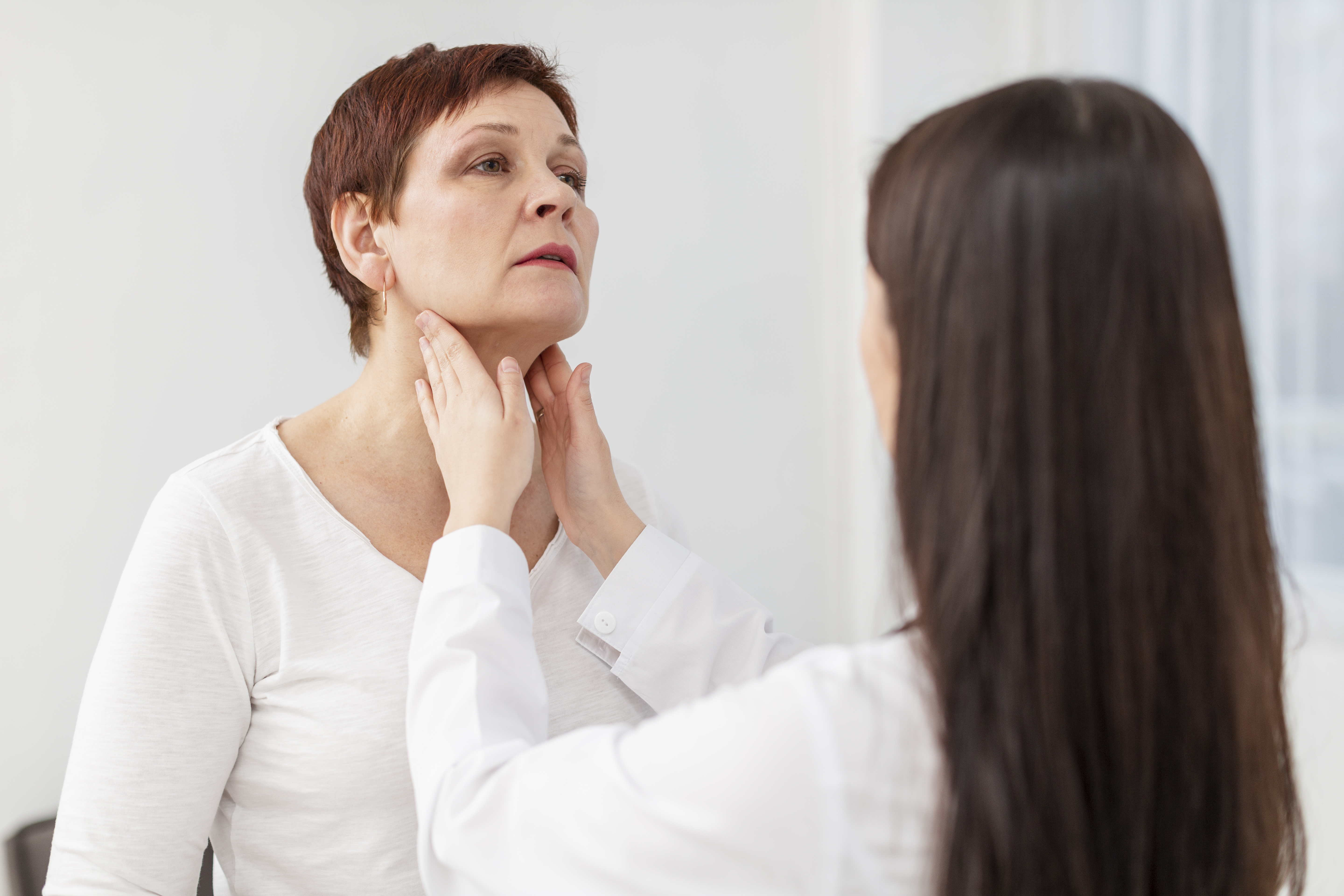 Conozca de qué manera afecta la radioactividad a la glándula tiroides