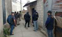Presuntos integrantes de pandillas y extorsionistas han sido capturados. (Foto Prensa Libre: PNC)