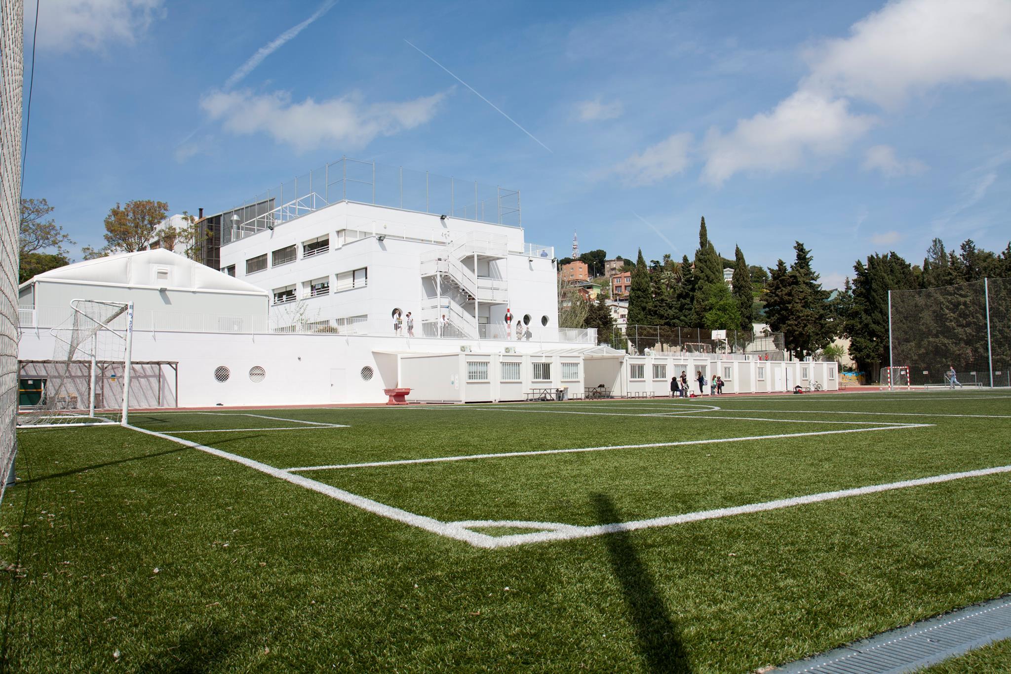 Así luce el American School of Barcelona, el lujoso colegio al que