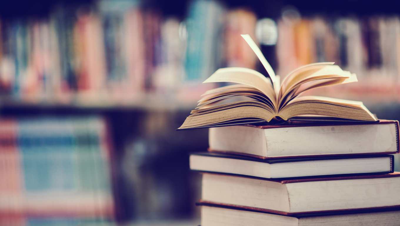 El Estado no favorece el acceso a los libros y ello dificulta que jóvenes adquieran el hábito de la lectura. (Foto Prensa Libre: Hemeroteca PL)