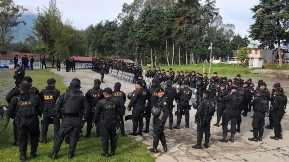 La PNC reforzará su presencia en la zona de conflicto entre pobladores de Ixchiguán y Tajumulco, San Marcos. (Foto Prensa Libre: Ministerio de Gobernación) 