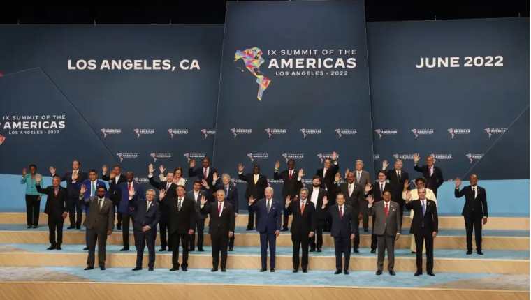 Foto oficial de la Cumbre de las Américas. (Foto Prensa Libre: EFE)