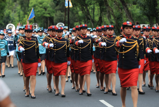 Desfile por el Día del Ejército en Guatemala 