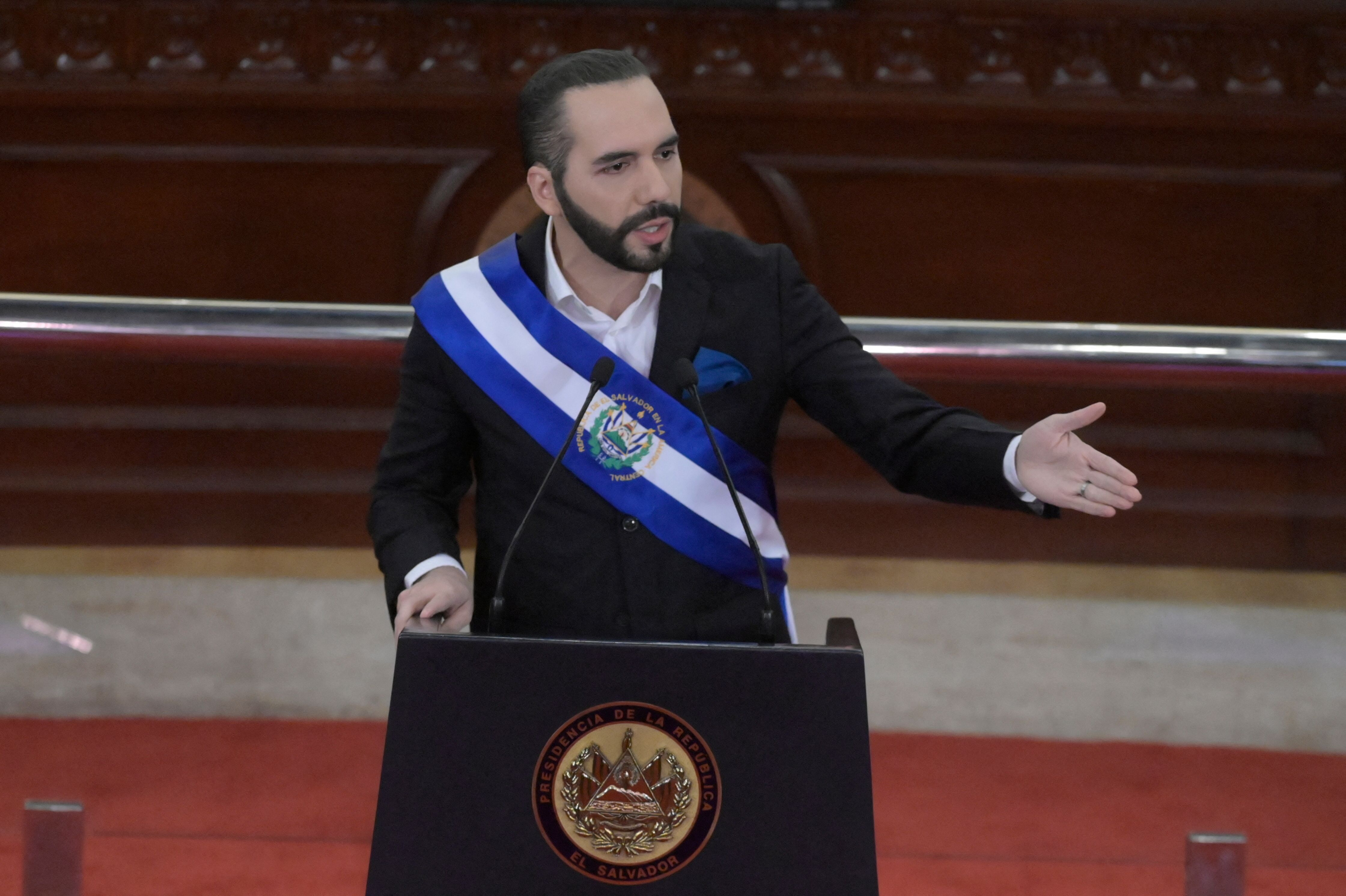 Nayib Bukele, presidente de El Salvador, criticó este jueves a la OEA, luego de que Argentina sugirió la renovación de ese ente. (Foto Prensa Libre: HemerotecaPL)