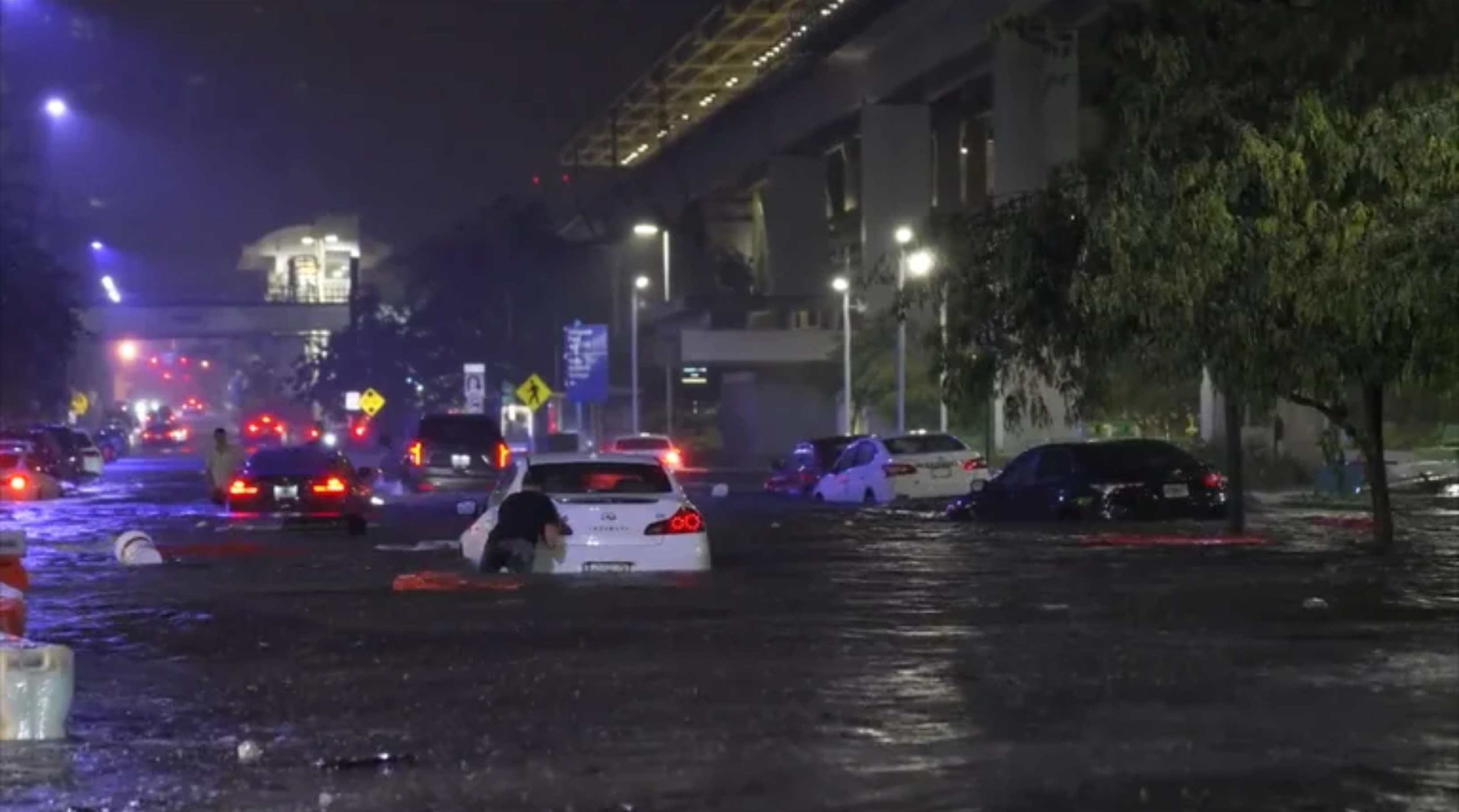 Cuantiosos daños en Miami por inundaciones que provocó una potencial  tormenta tropical