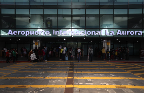 Aeropuerto Internacional La Aurora 