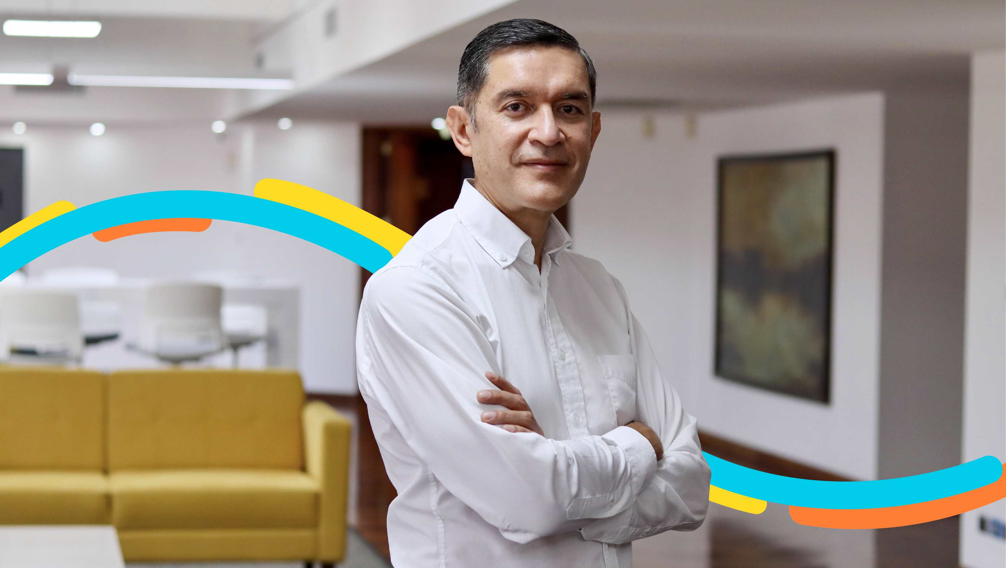 Manuel Chávez, Vicepresidente de Finanzas Bam fue el encargado de las buenas noticias. Foto Prensa Libre: Cortesía