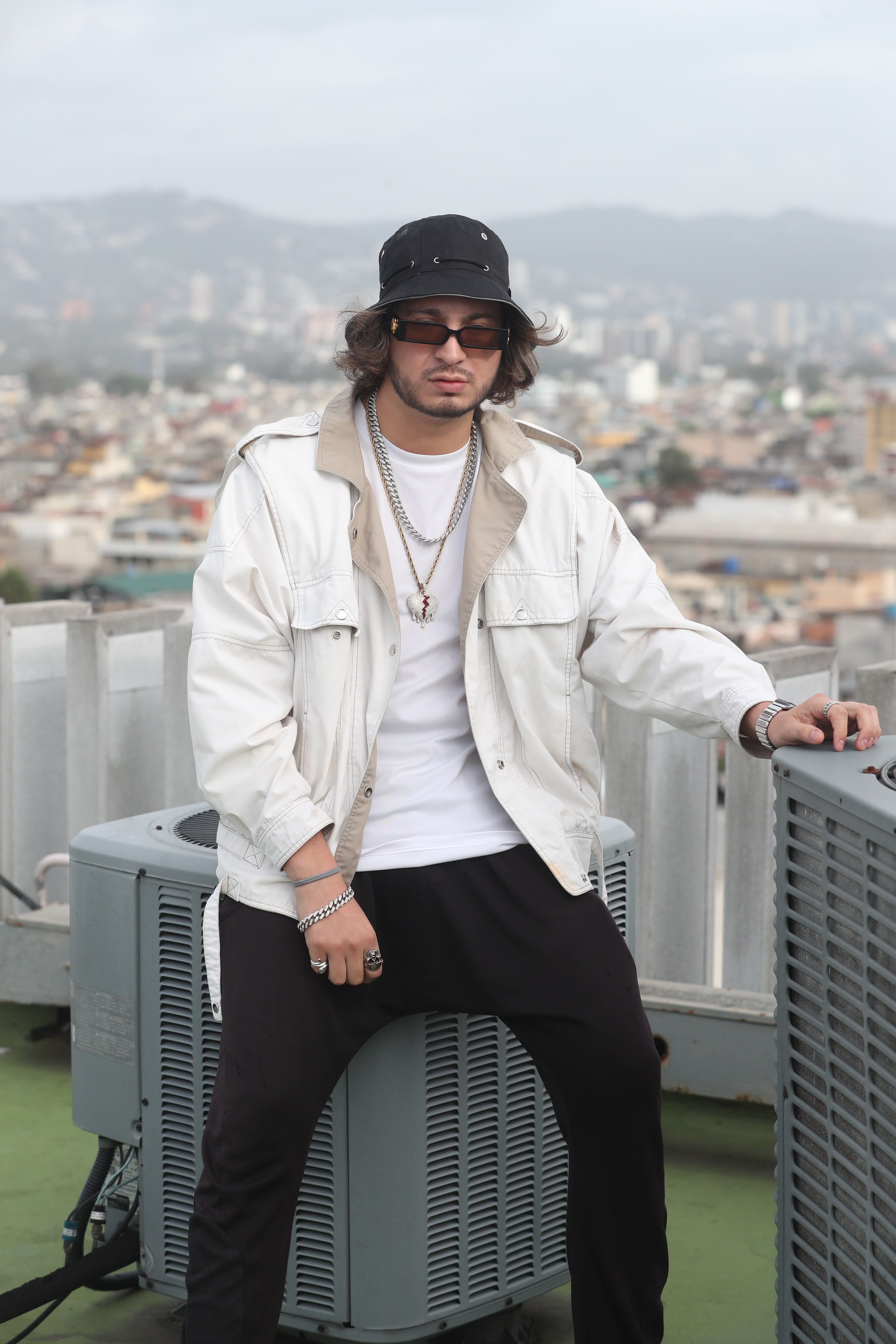 Ricco lanza su cuarta canción