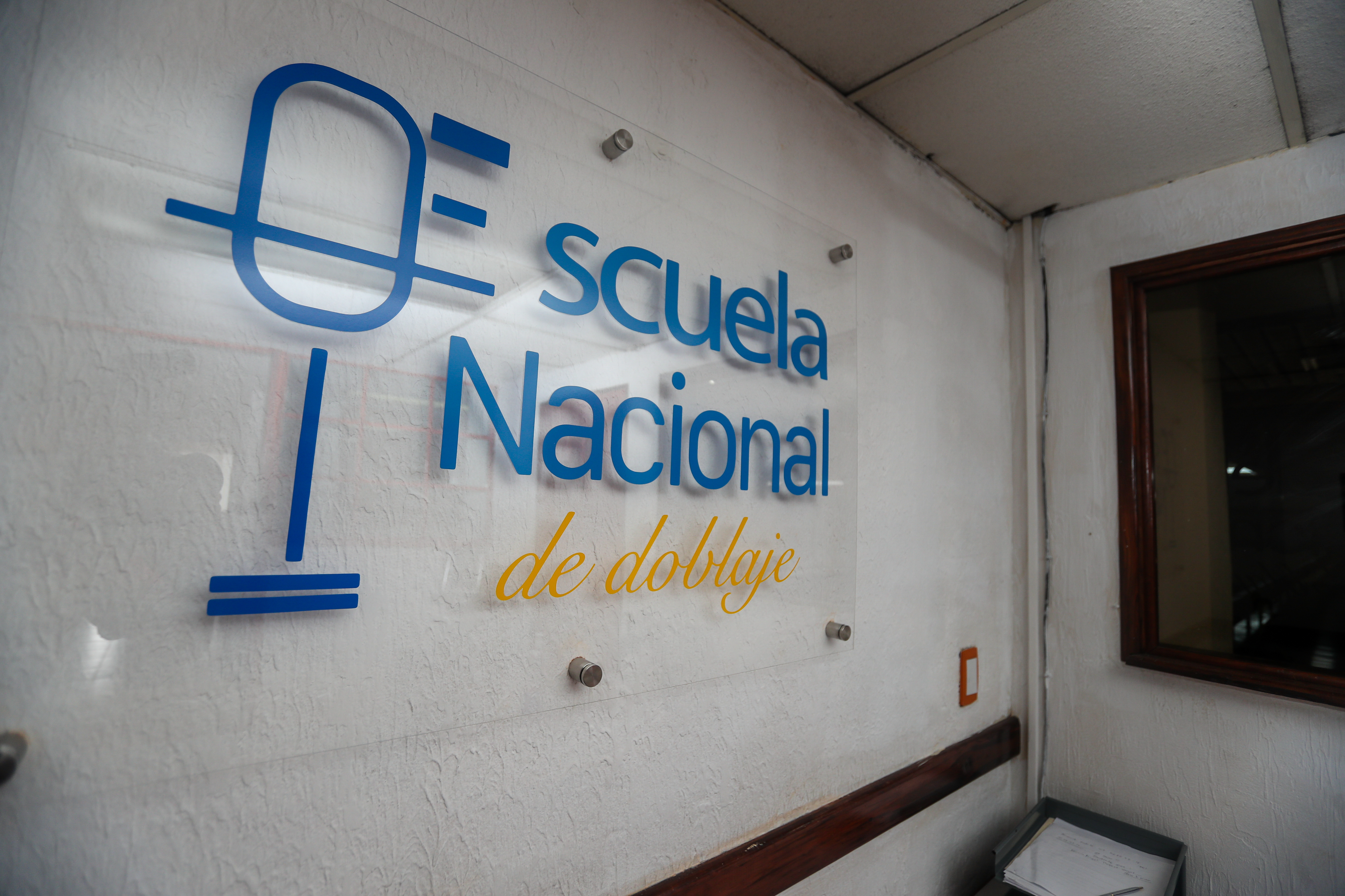 Escuela Nacional de Doblaje en Guatemala