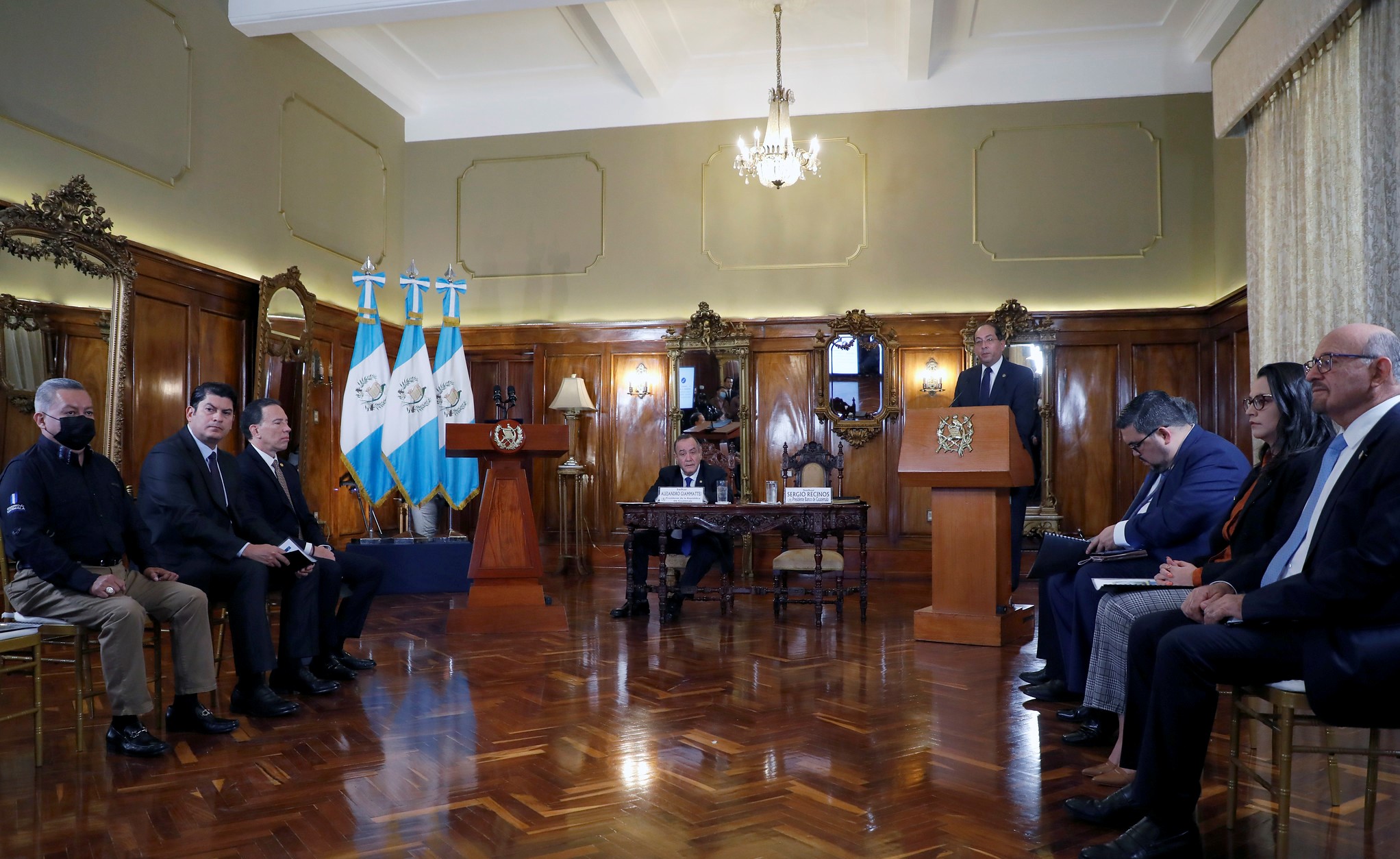 Estos son los seis ejes del Plan Nacional de Emergencia que implementará el gobierno para mitigar el impacto de la crisis internacional en el país