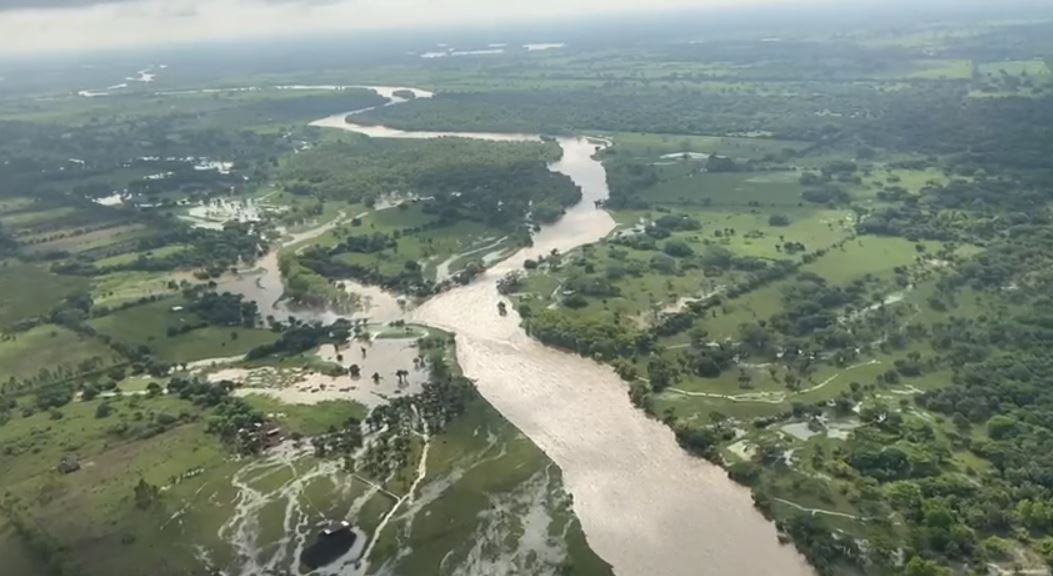 Videos: ríos incrementan su cauce en el país debido a las fuertes lluvias y así se ven desde el aire